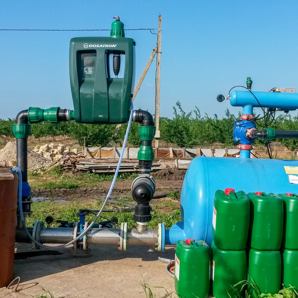 Dosatron D30GL02VF Greenline water powered dosing pump with high flow range installed, used for precise liquid dosing.