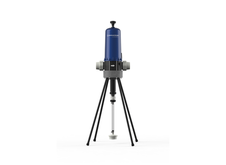 Dosatron D20AL2VF water-powered dosing pump with 0.2–2% dosing capacity, used for precise chemical or liquid mixing.