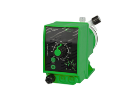 EMEC KCOPLUS 05-10-EPDM heavy-duty foot-mounted electronic chemical dosing pump showing control panel and pump body
